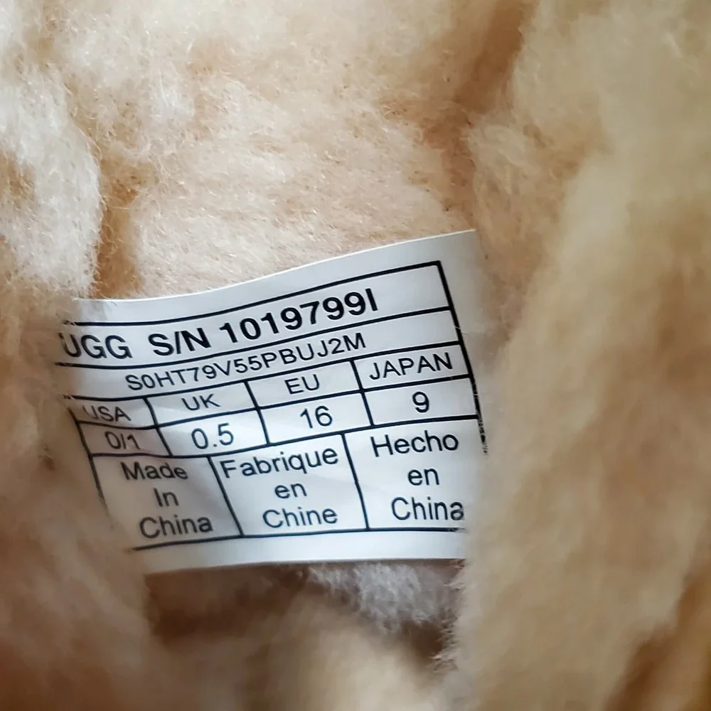 UGG Australian Jesse Bow 2 Sunshine Perf Sheepskin Brown Crib Booties Sz 0/1